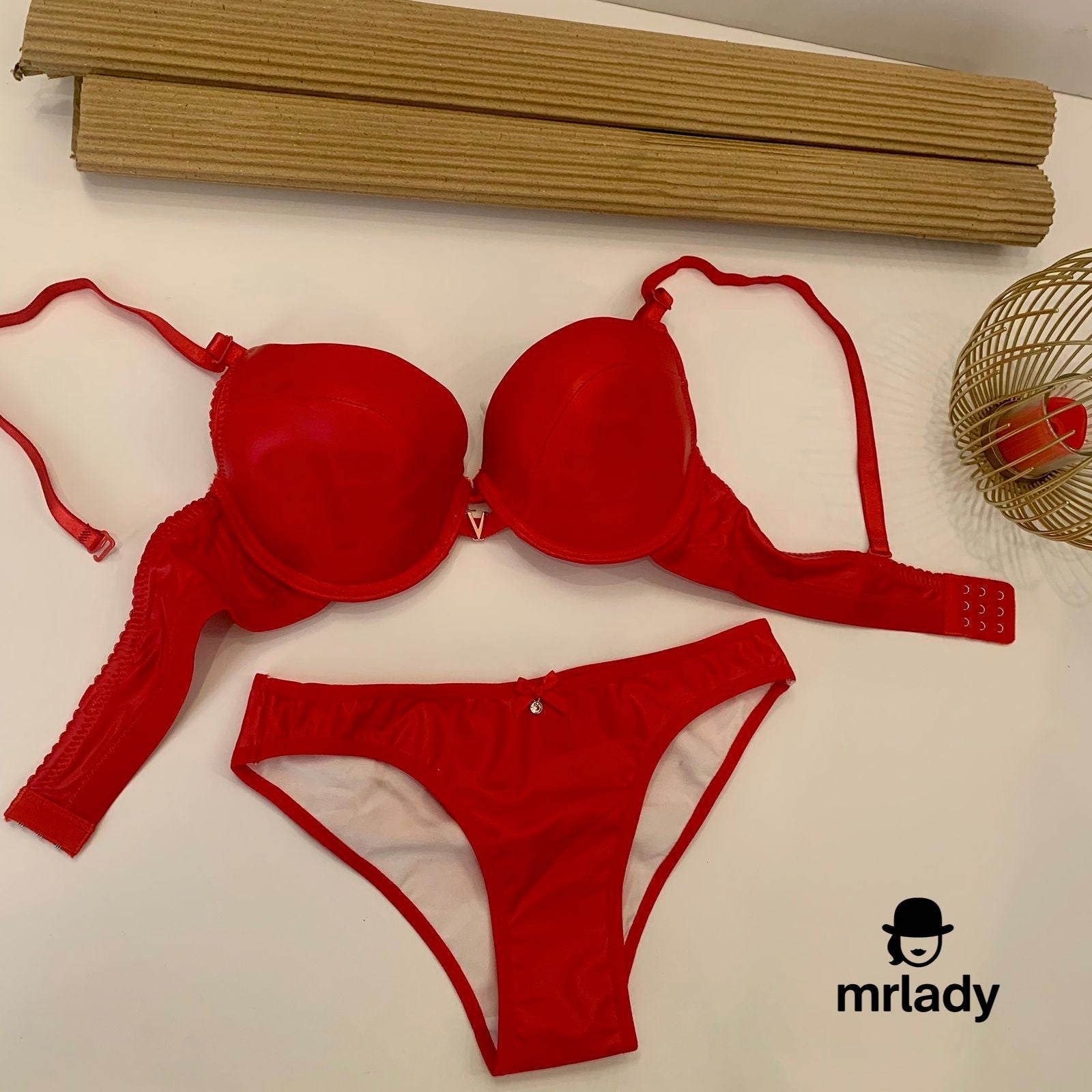 LEATHER THIN PAD BRA SET