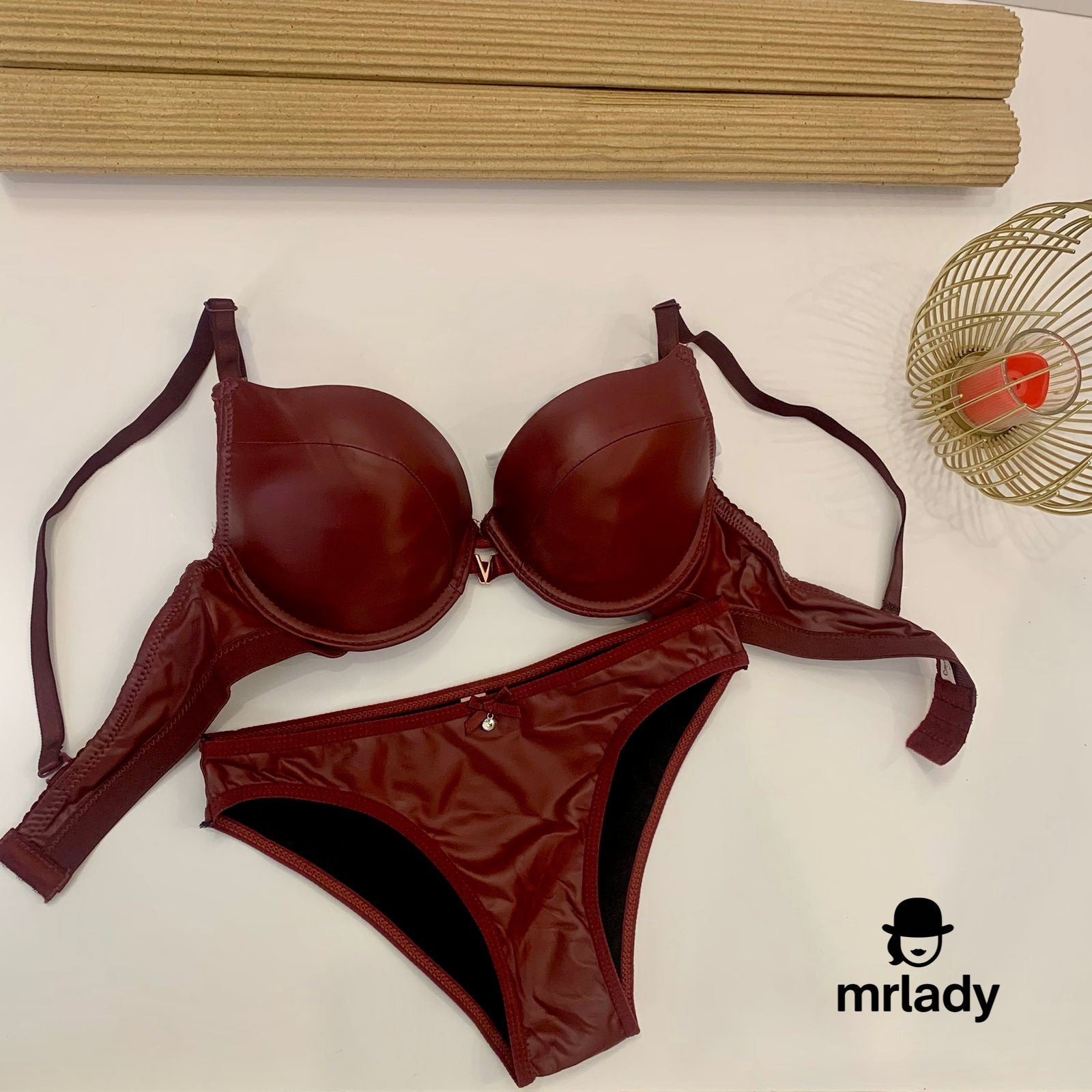 LEATHER THIN PAD BRA SET