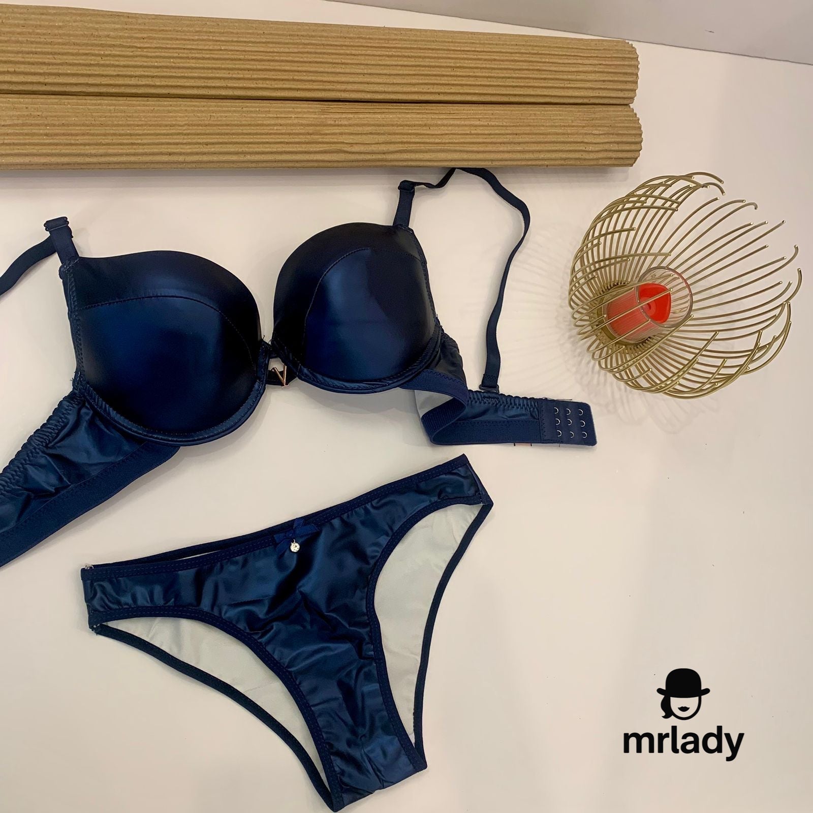 LEATHER THIN PAD BRA SET
