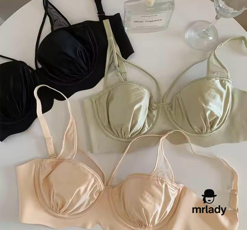 PREMIUM SILK BRA SET