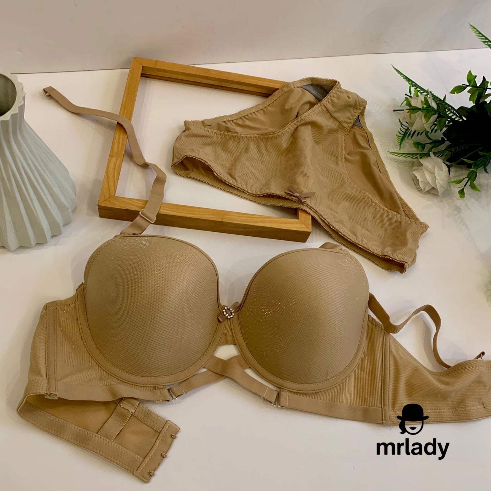D CUP SHIMMER THIN PAD BRA SET