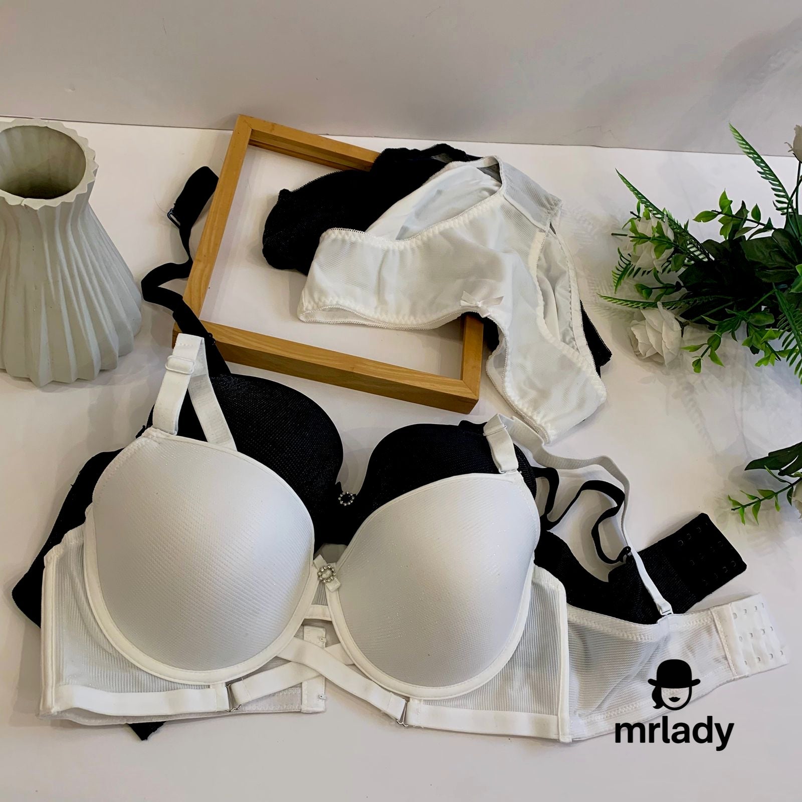 D CUP SHIMMER THIN PAD BRA SET