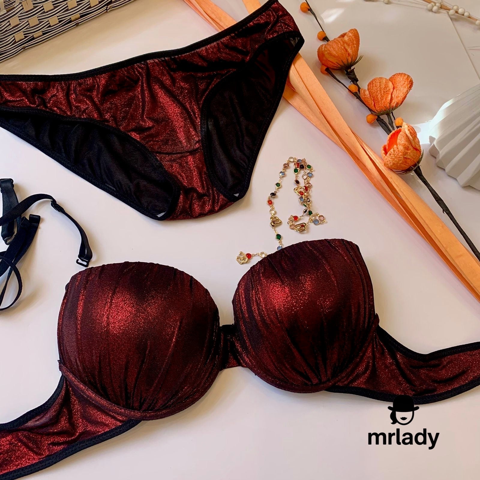 LIGHT PUSH UP CHAIN BRA SET