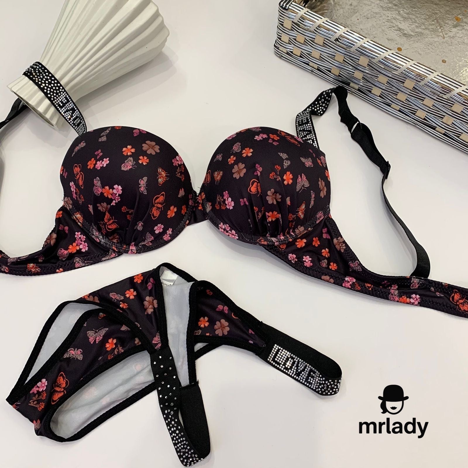 LOVE LIGHT PUSH UP BRA SET