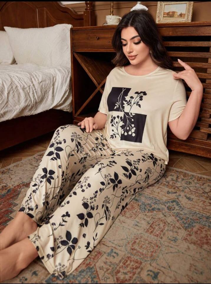 Off white Leaves Printed T-Shirt with leafs printed trouser Night wear (RX-301)