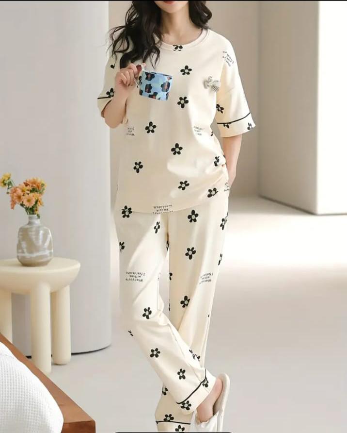 Off white Black all over flowers Print Half Sleeves Printed Night Suit (RX-318)
