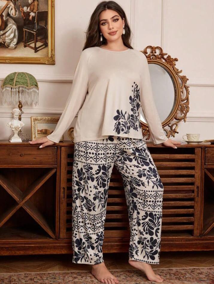 Off white Floral Print Half Sleeves with floral Printed pajama Night Suit (RX-313)
