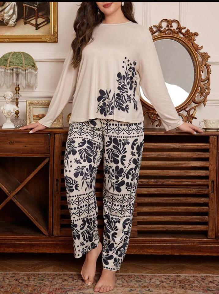 Off white Floral Print Half Sleeves with floral Printed pajama Night Suit (RX-313)