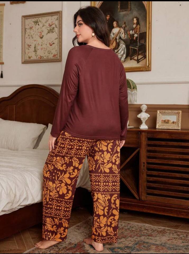 Maroon Floral Print Half Sleeves with floral Printed pajama Night Suit (RX-312)