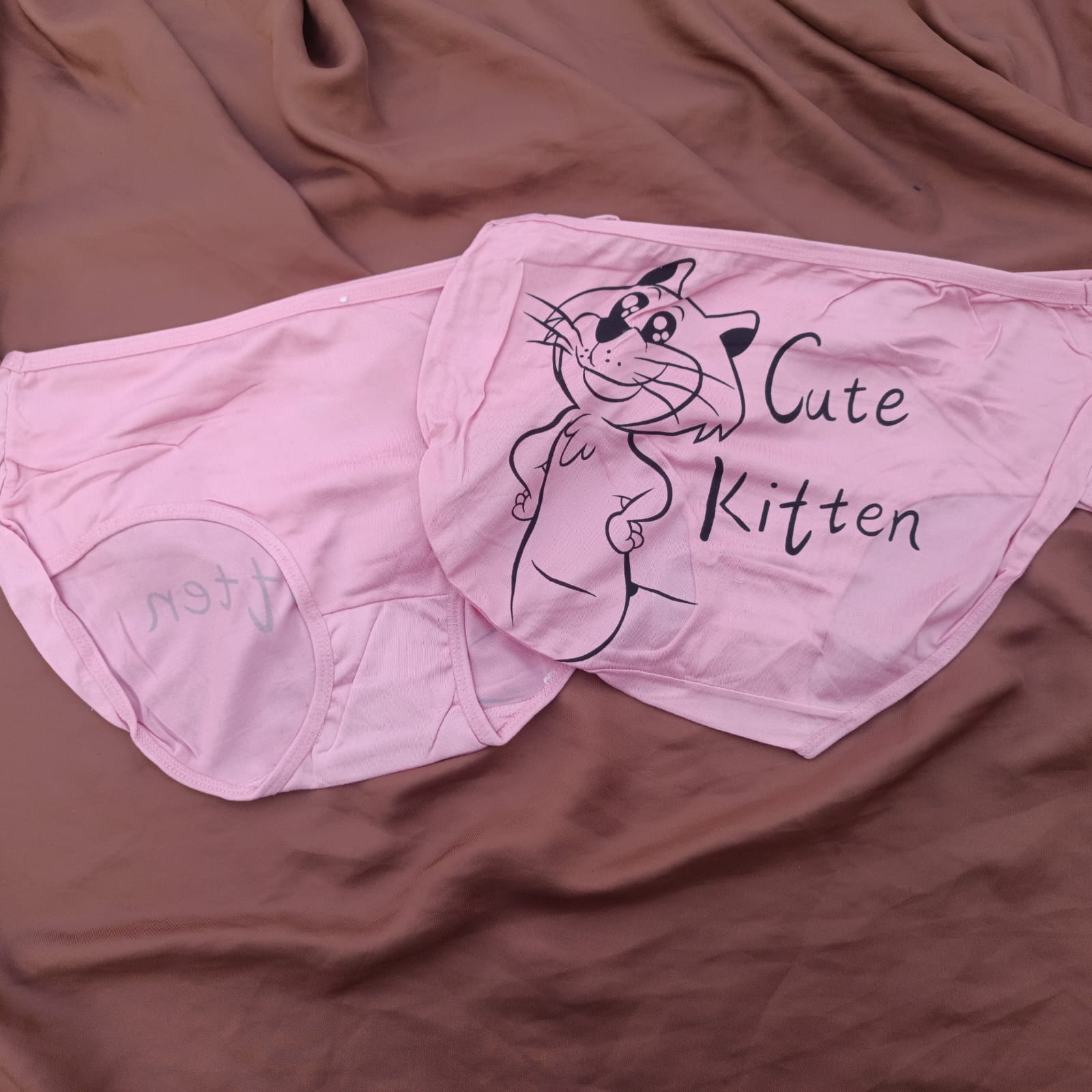 Back Side Cute Kitten Written Soft Underwear