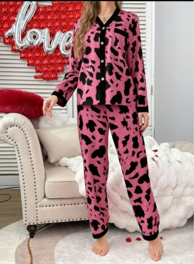 Shocking pink with cheetah printed Front button Style night suit For her (RX-444)