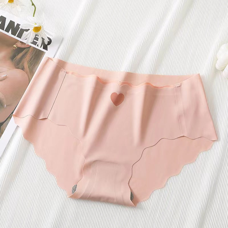 Love Sign Cut Seamless Very Smooth Underwear