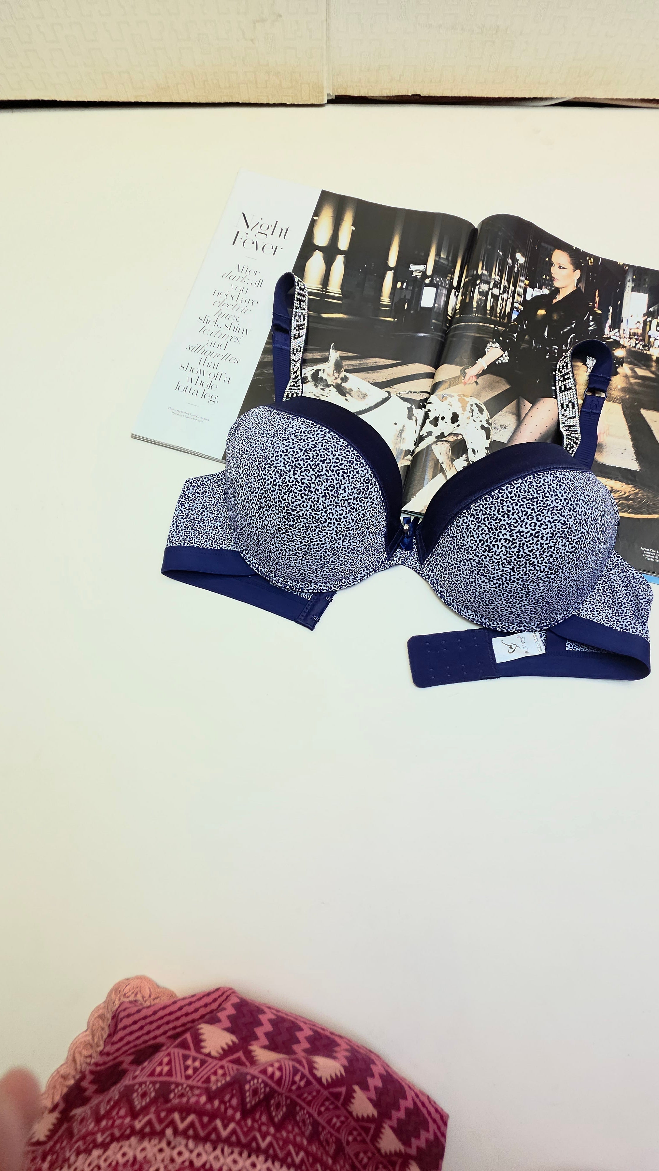 (36-42)C Binny's Thin Pad Plunge Bra (106)