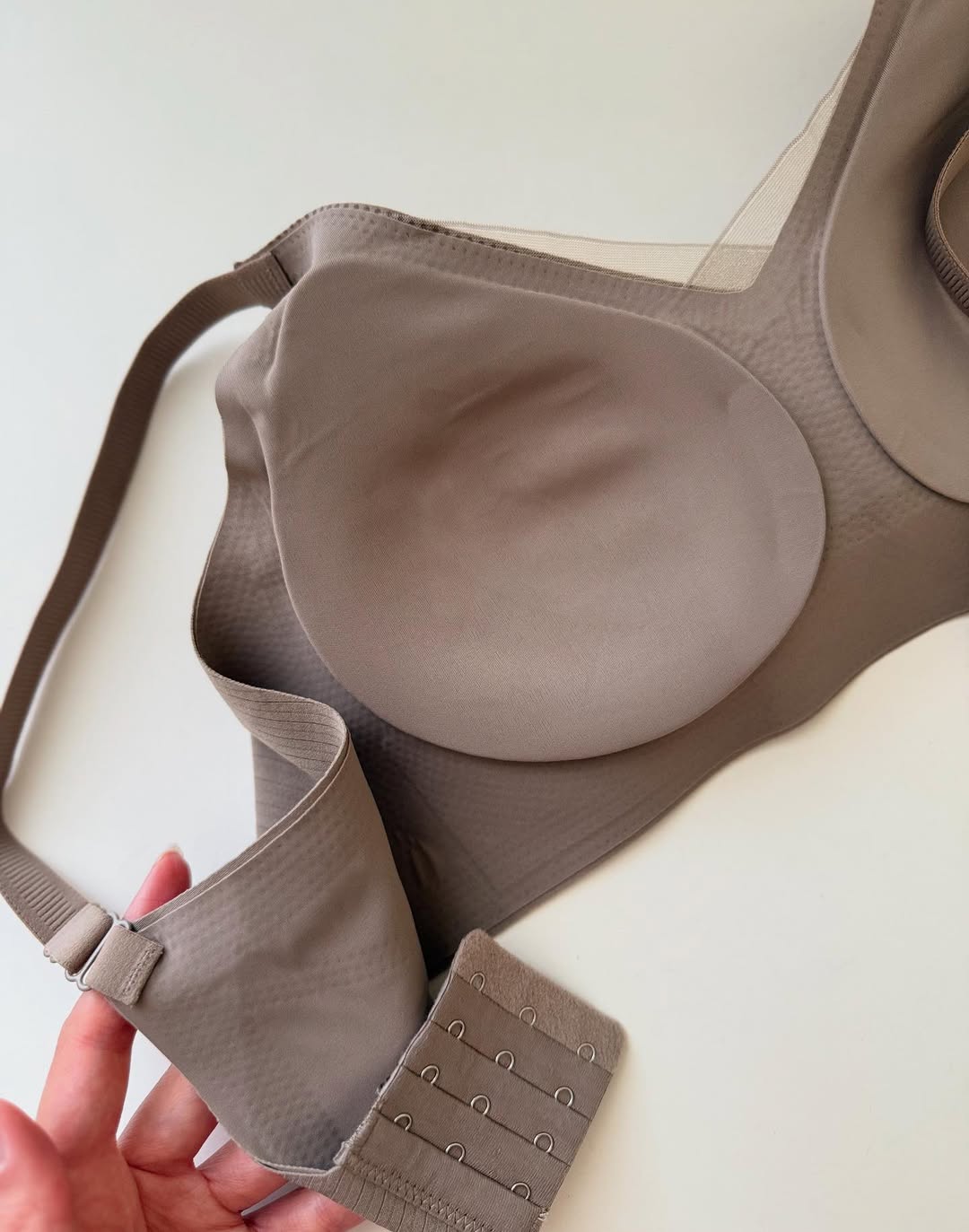 (34-42)size Seamless Lightweight Full Coverage Lifting Anti Glare Pushup Bra (053)