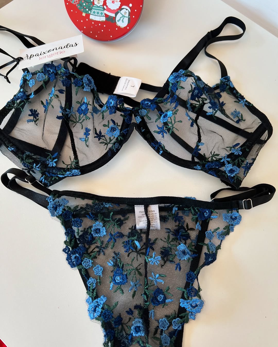(32-38)B Beautiful Lace Underwire Bra and Panty Set