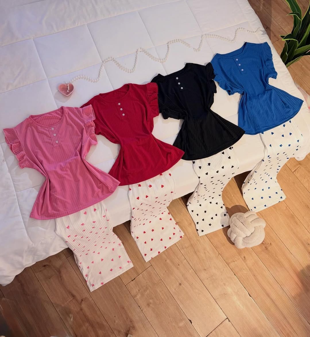 Elegant Lounge Wear (78245)